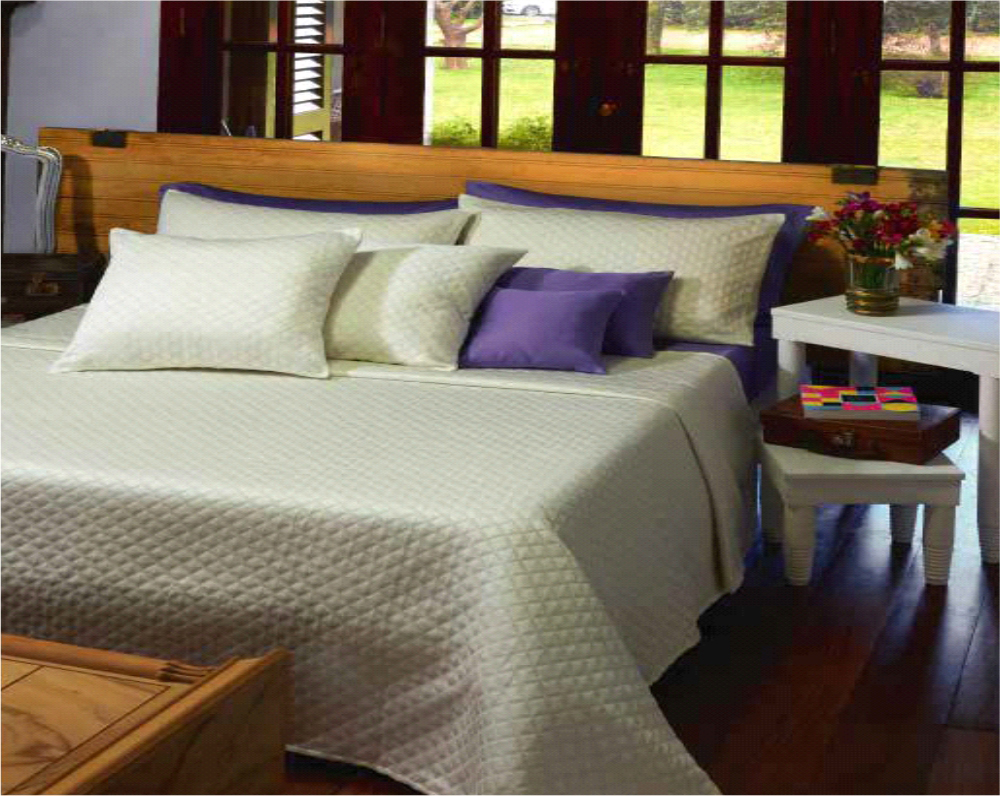 Discontinuado Colcha Danubio Celebration 90/10 King (Diseño 8056)